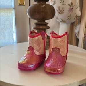 Twister, pink infant baby boots
